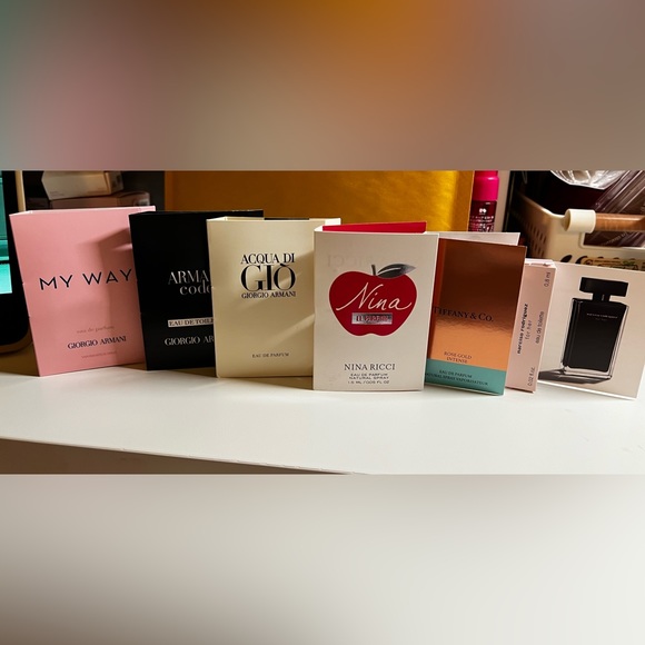 Perfume sample set of 6 - Picture 2 of 4